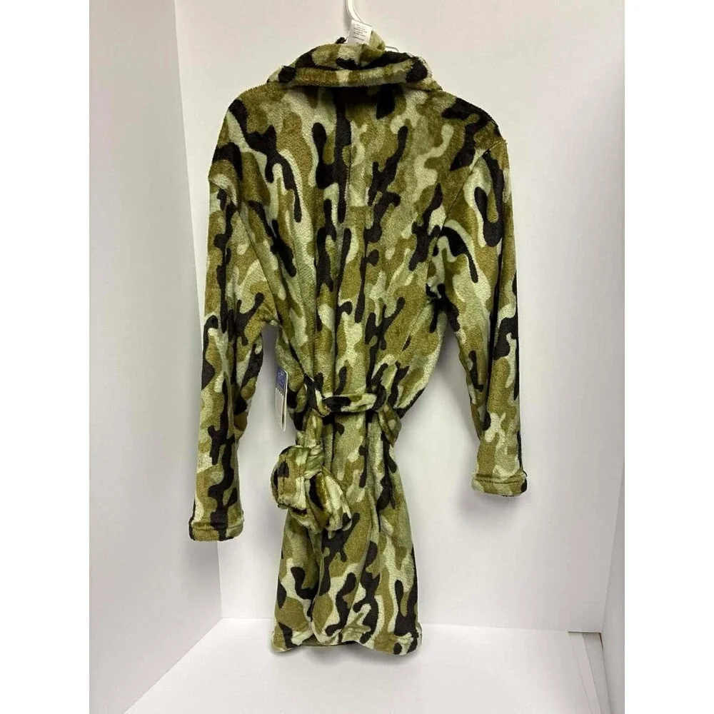Modern Kids Plush Camo Robe With Pods Size‎ Medium